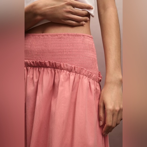 NWT Size XS - By Anthropologie Smocked Yoke Maxi Skirt - Picture 3 of 15